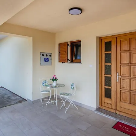 Family Friendly With Pool And Garden * Labin (Istria)