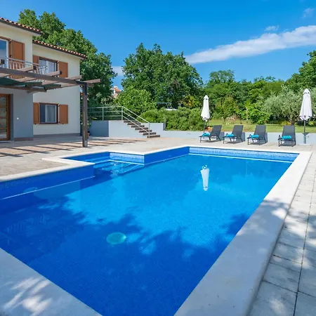 Villa Family Friendly With Pool And Garden Labin (Istria)