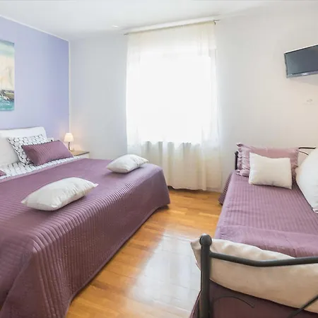 Family Friendly With Pool And Garden Villa